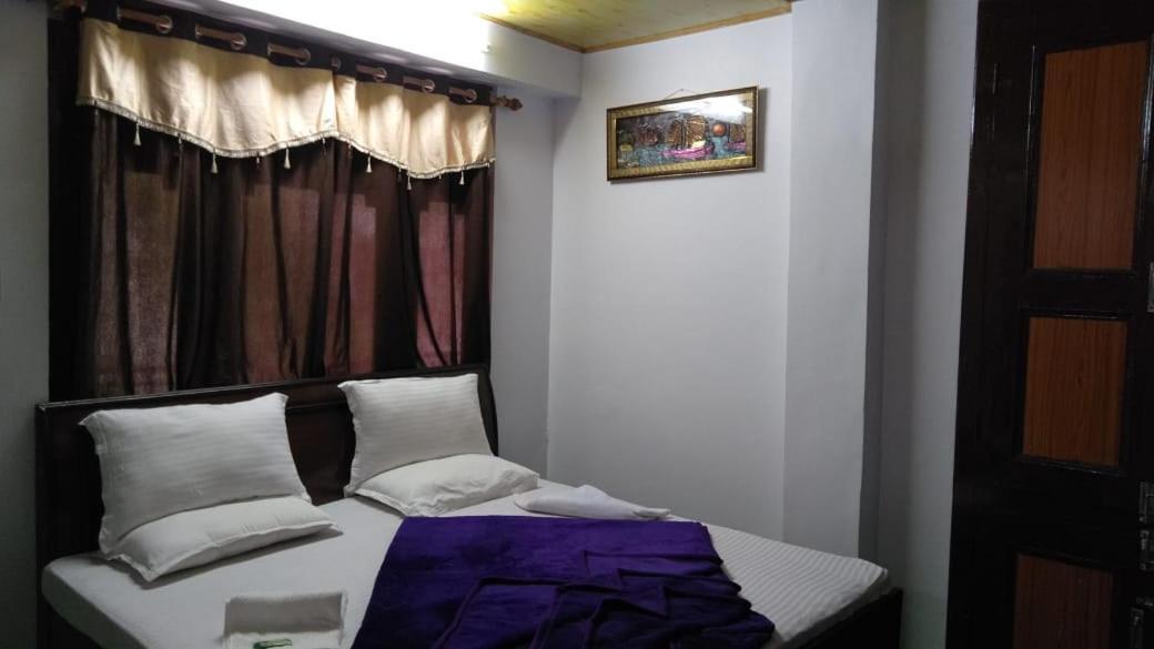 Debbhumi Regency Sāngla Exterior foto